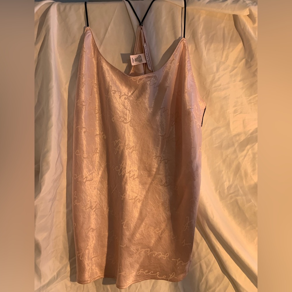 Beautiful vintage Victoria’s Secret pj top! Size Lg.